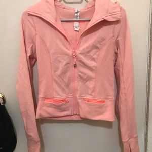 Lululemon short zipup jacket